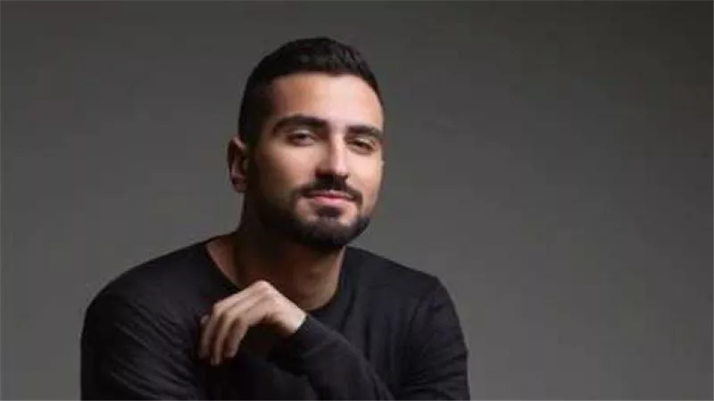 حقيقة خطوبة محمد الشرنوبي على مطربة شابة