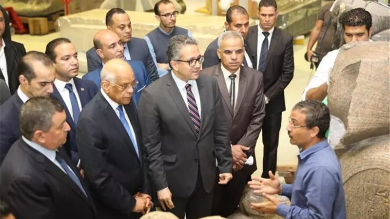 الآثار : المتحف المصري الكبير يستقبل رئيس مجلس النواب وأعضاء لجنة الثقافة والآثار والإعلام