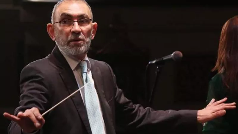 الحلاني ونهاد واحمد عفت على المسرح الكبير وثروت نجم الليلة المحمدية بالجمهورية