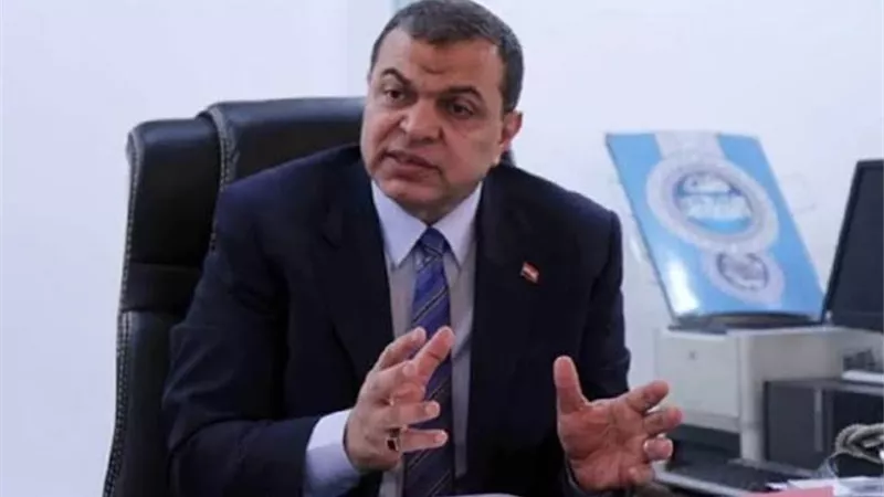 القوى العاملة تشهد توقيع اتفاقية تحقق مزايا لـ 13700 عامل بالشرقية للدخان