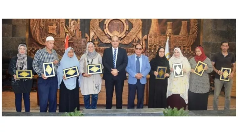 محافظ الغربية .. يكرم الفائزين من أبناء المحافظة في مسابقة 