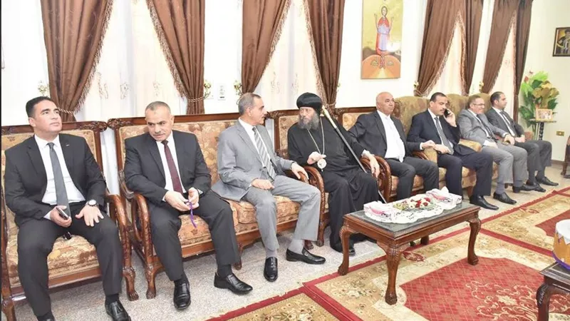 محافظ أسيوط يهنئ الأنبا لوكاس بعيد تجليسه الـ 33 بمطرانية أسيوط الجديدة