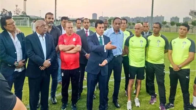 وزير الشباب يطالب الجماهير بمساندة المنتخب الأوليمبي في أمم أفريقيا