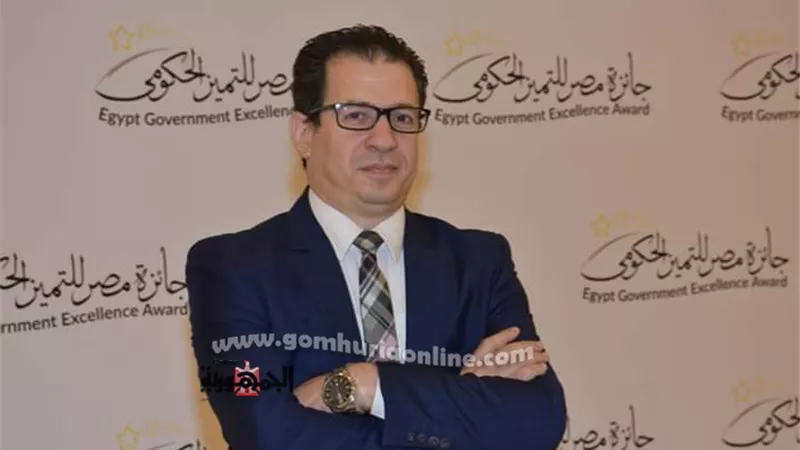 تكريم دويدار ضمن أفضل عشرة مديري عموم بالجهاز الإداري بالدولة