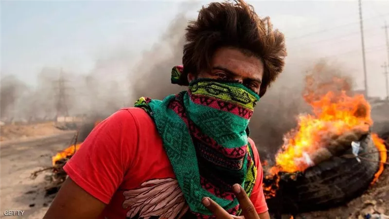 12 قتيلاً وعشرات الإصابات خلال فض اعتصامات ببغداد والبصرة