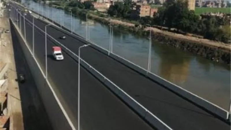 النقل : الإنتهاء من إنشاء وتنفيذ كوبري طنامل بطريق بنها /المنصورة
