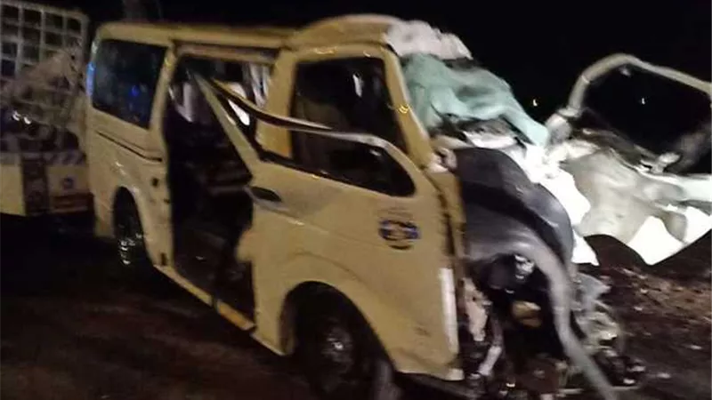 إصابة 4 أشخاص فى انقلاب ميكروباص بالبحيرة