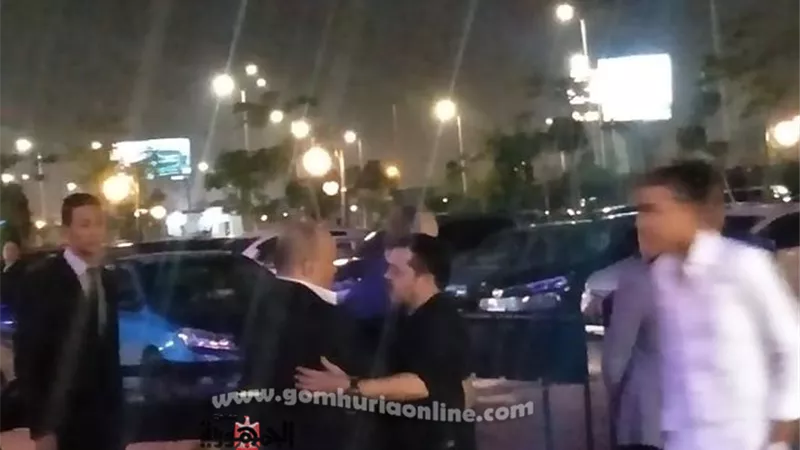 وصول هنيدي وسوزان نجم الدين لعزاء هيثم آحمد زكي