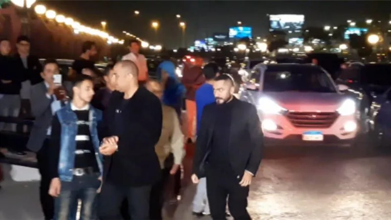تامر حسنى فى عزاء هيثم احمد زكى .. صور