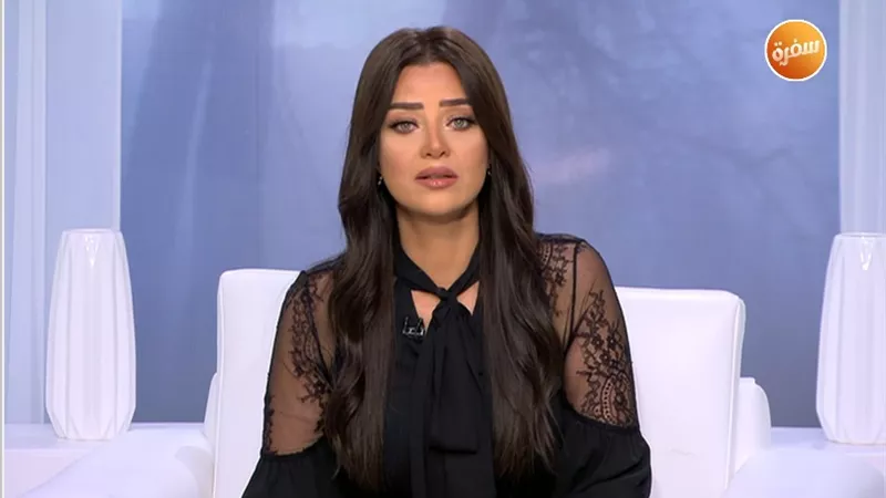 رضوى الشربيني تبكي على رحيل هيثم أحمد زكي.. وتؤكد: لازم أكون محجبة .. فيديو