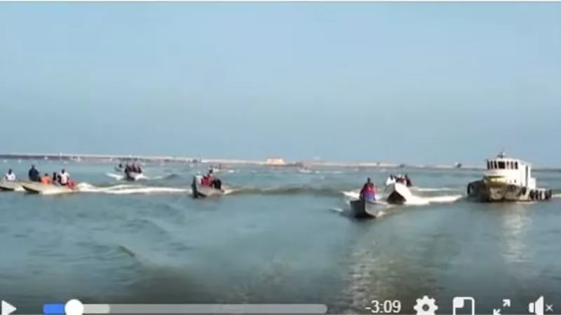 وزارة الداخلية تنفذ حملة مكبرة لتطهير بحيرة المنزلة من العناصر الإجرامية