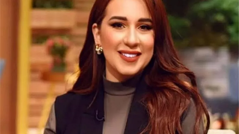 أسما شريف منير لجمهورها..