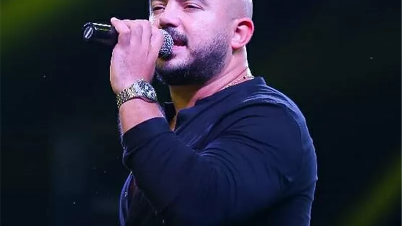 العسيلي يتألق باضخم حفلات نادي سبورتنج بأجواء لايف عالمية.. صور