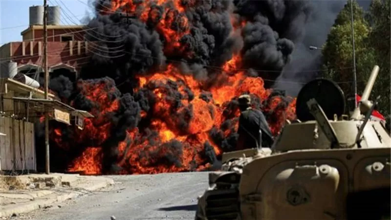 انفجار سيارة مفخخة بالقرب من المتظاهرين فى العراق ..وعشرات القتلى والجرحى