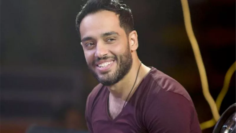بعد اصابة رامي جمال بمرض خطير ..الفنان يسأل جمهوره؟