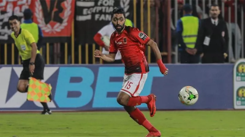 ثنائى الاهلى يخضعان للفحص الطبى اليوم