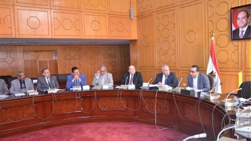 الإسماعيلية تشكل المجلس الأعلى للحوار المجتمعي ..صور
