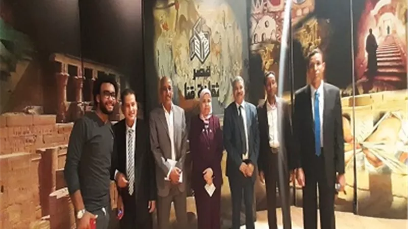 جامعة جنوب الوادى تشارك فى الصالون العلمى الأول بمديرية تعليم قنا