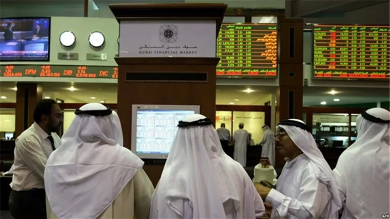 أسهم العقارات تنعش بورصة دبي.. والسعودية تواصل مكاسبها