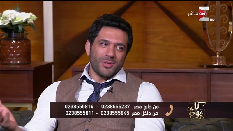 دلال عبد العزيز تفضح ابنتها على الهواء