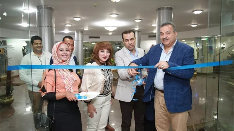 رئيس صحة البرلمان ووكيل صحة الأقصر افتتحا معرض نوادي المرأة