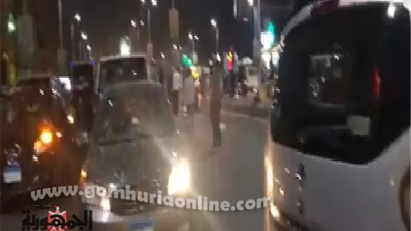 تعطل المروراعلى كوبرى سيدى جابربكورنيش الاسكندرية والسبب صادم