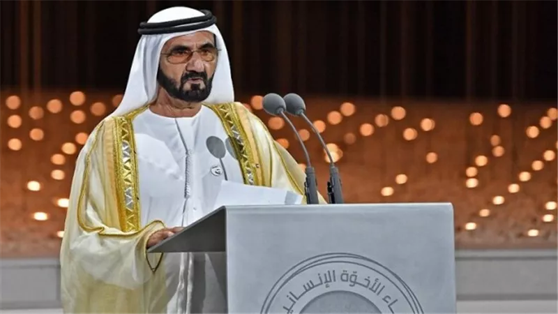 محمد بن راشد يمنح دفعة من العلماء الإقامة الذهبية الدائمة