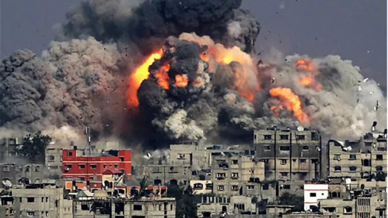 رئيس الوزراء الفلسطيني يطالب بتدخل فوري لوقف الهجوم الإسرائيلي على غزة