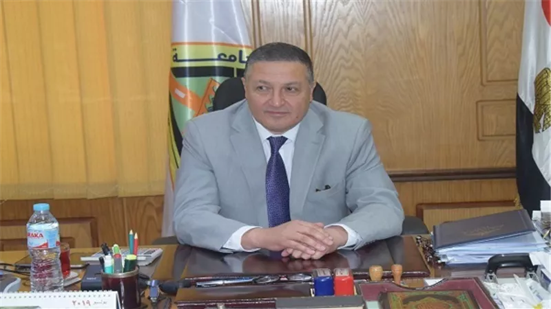 ضوابط جديدة لمنظومة علاج أعضاء هيئة التدريس بجامعة بنها