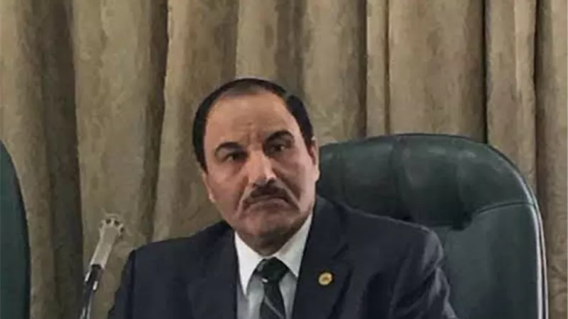 مطالبات برلمانية بتطبيق القانون لمواجهة انتشار الأسواق العشوائية والباعة الجائلين