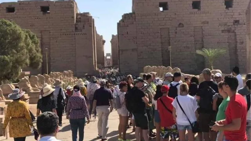 موسم سياحى إستثنائى بالأقصر ونسبة الإشغال ١٠٠ % فى الكريسماس ورأس السنة ..صور
