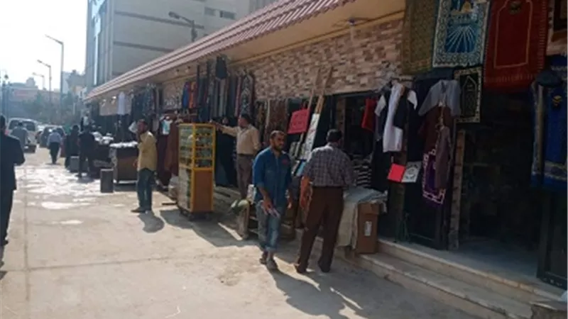 محافظ الجيزة ... نقل الباعة الجائلين من محيط مسجد الاستقامة بميدان الجيزة
