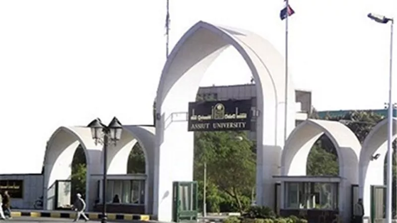 جامعة أسيوط تعلن الإمناء والأمناء المساعدين لانتخابات الاتحادات الطلابية