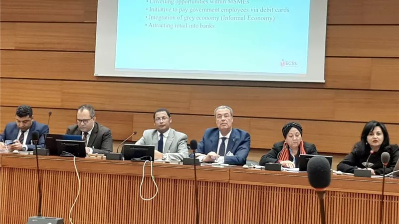 خبراء : الدولة المصرية لديها ارادة سياسية لتحسين اوضاع حقوق الانسان