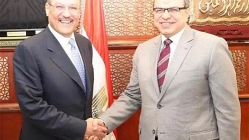 سفير خادم الحرمين بالقاهرة يبحث مع وزير القوى العاملة القضايا العُمالية