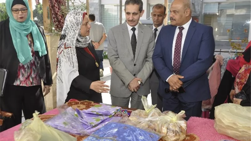 وفد منظومة الشكاوى بمجلس الوزراء يزور جامعة القناة..صور