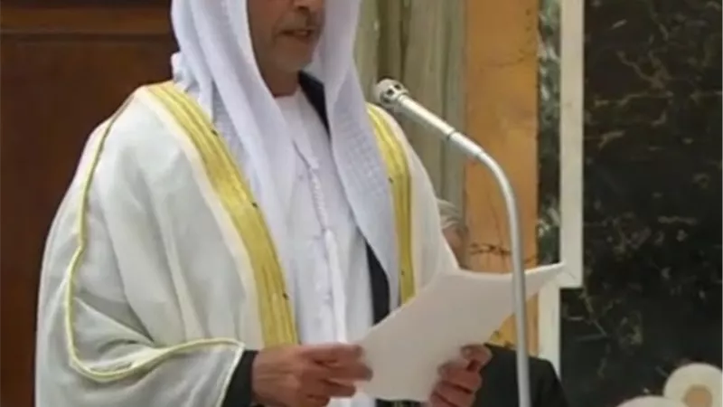 وزير الداخلية الإماراتي يشكر شيخ الأزهر وبابا الفاتيكان على وثيقة الأخوة الإنسانية