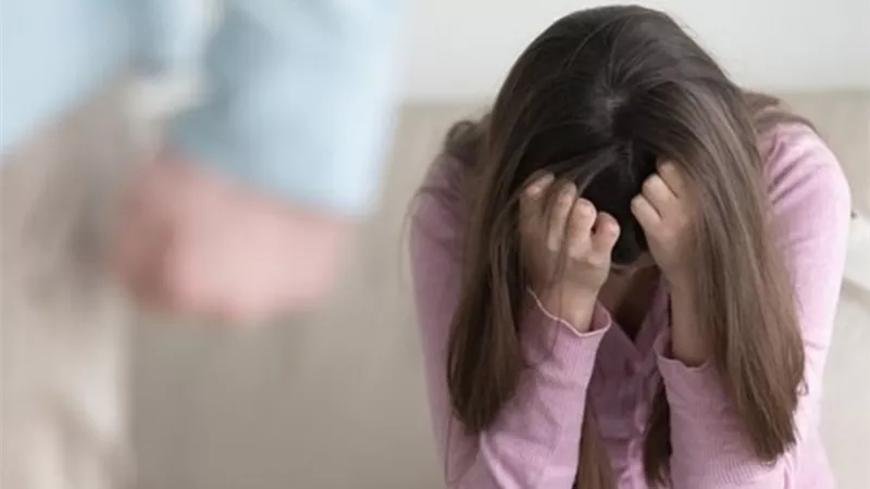 تحرش بشقيقة زوجته لمدة عامين والمحكمة تمنعه عن مزاولة مهنة الطب