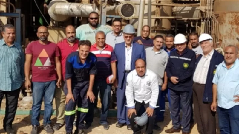 جولة للنائب طارق متولى بشركة النصر للاسمدة لمتابعة اعمال العمرات بوحداتها