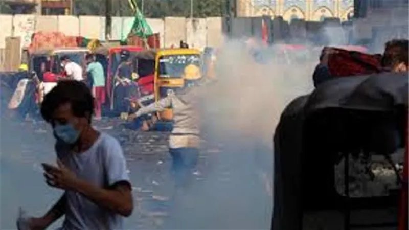 إصابة 4 متظاهرين في إطلاق للرصاص الحي داخل ساحة الخلاني
