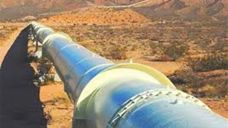 لحام خط نقل المنتجات البترولية في ايتاي البارود