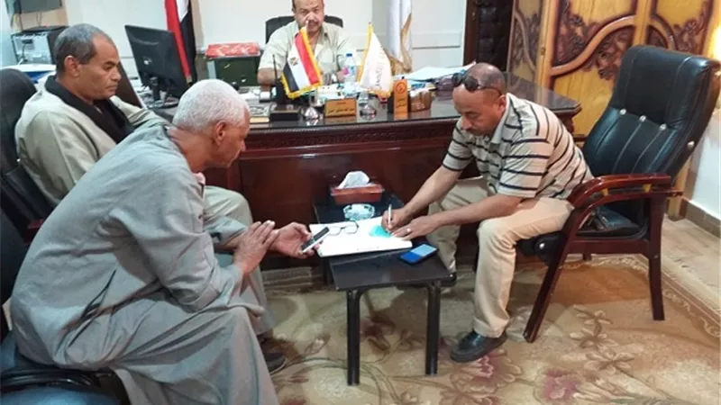 إصلاح هبوط مطابق الصرف الصحى بأرمنت الحيط جنوب غرب الأقصر
