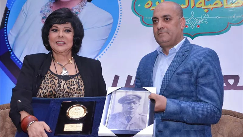 دار القوات الجوية تكرم صاحبة السعادة