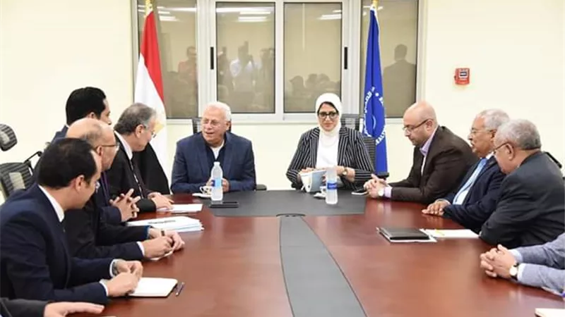 الغضبان يشيد بمستوى التطور الذى تم انجازه بمستشفيات الرمد والسلام ببورسعيد