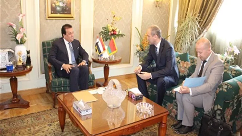 وزير التعليم العالي يستقبل سفير بيلاروسيا بالقاهرة