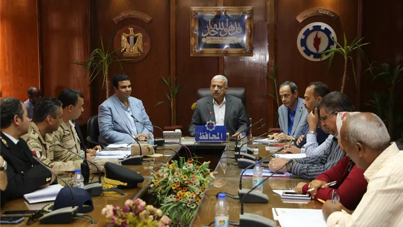 الاستعداد لمشروع التدريب العملي المشترك لمجابهة الأزمات والكوارث بالسويس