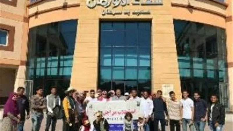 طلاب جامعة جنوب الوادى فى زيارة لمستشفي شفا الاورمان بالاقصر