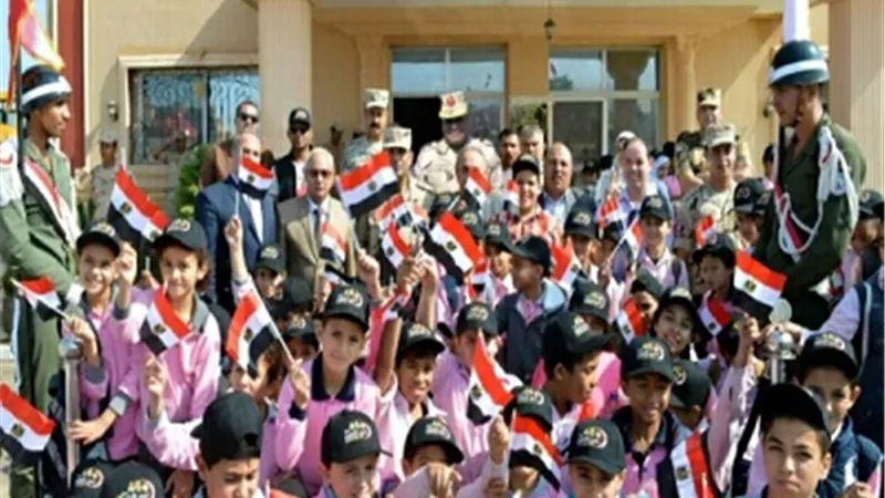 الجيش الثانى الميدانى ينظم زيارات لطلبة المدارس إلى قطاع تأمين شمال سيناء