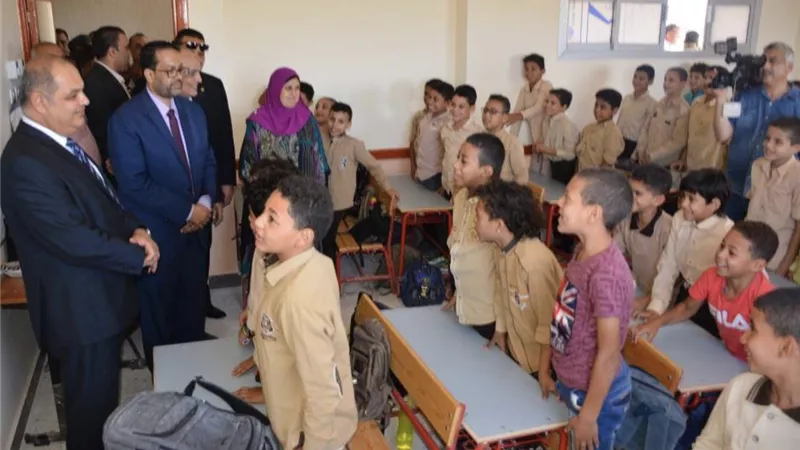 لجان الأتوبيس الطائر لكشف سلبيات العملية التعليمية بمحافظة الغربية