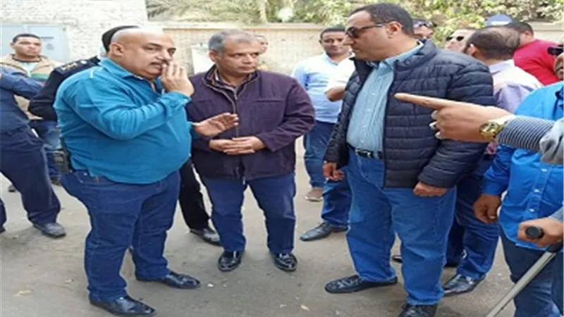نقل موقف سيارات السرفيس العشوائي من ميدان الكيت كات إلي شارع وابور الثلج